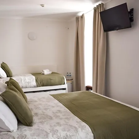 Bed & Breakfast Residencia Maciel Peniche