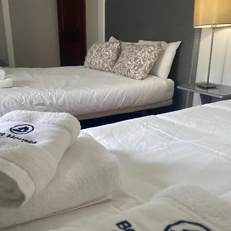 Bed and breakfast Residência Maciel 3*