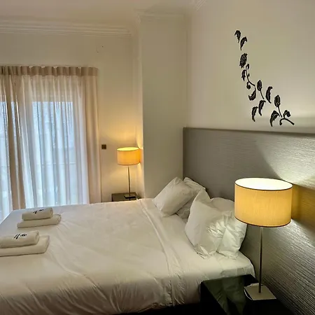 Bed and breakfast Residência Maciel Peniche