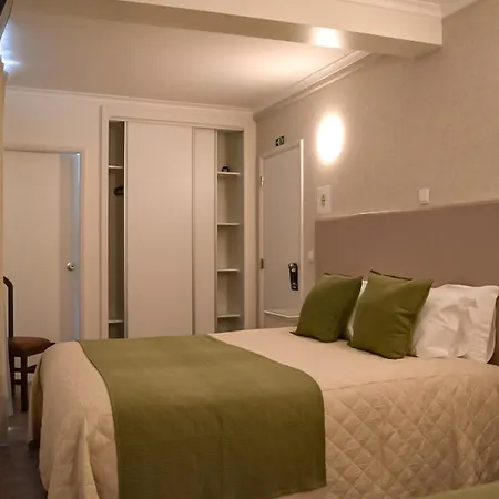 Bed and breakfast Residência Maciel 3*