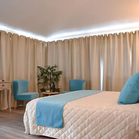 Residencia Maciel 3* Пениши